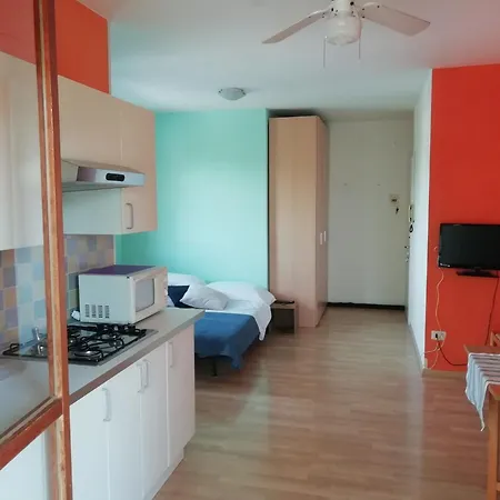 Charming With Shared Pools Бибионе