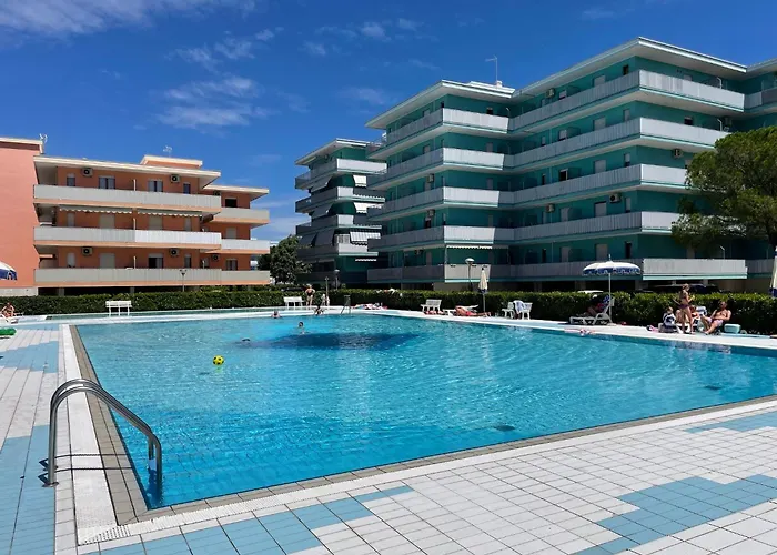 Charming With Shared Pools * Bibione