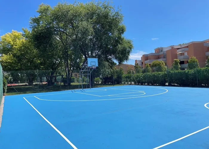 Charming With Shared Pools Appartamento